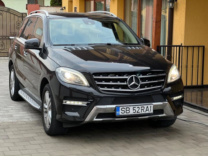 Mercedes-Benz ML 350