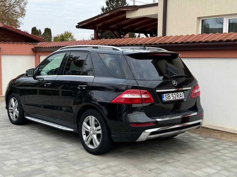 Mercedes-Benz ML 350