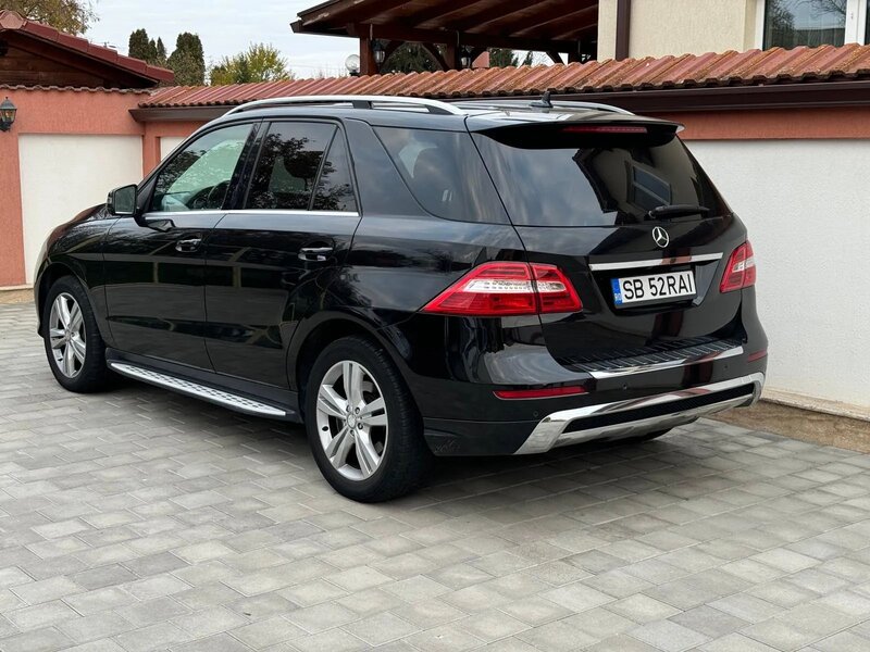 Mercedes-Benz ML 350